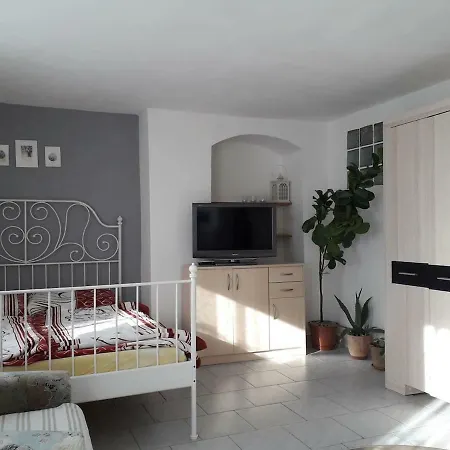 Apartman Apartman S Vlastni Terasou